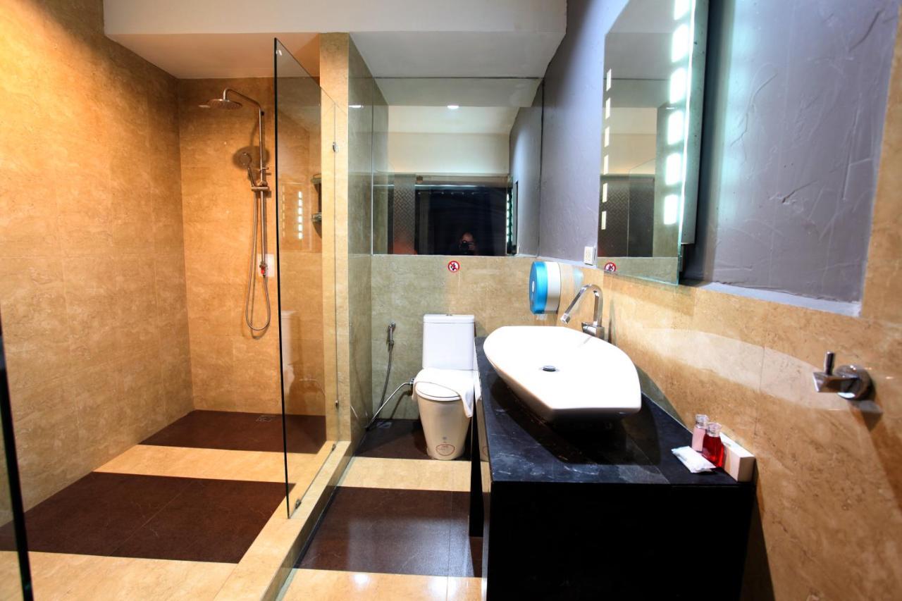 Del Mar Rooms Патая Екстериор снимка