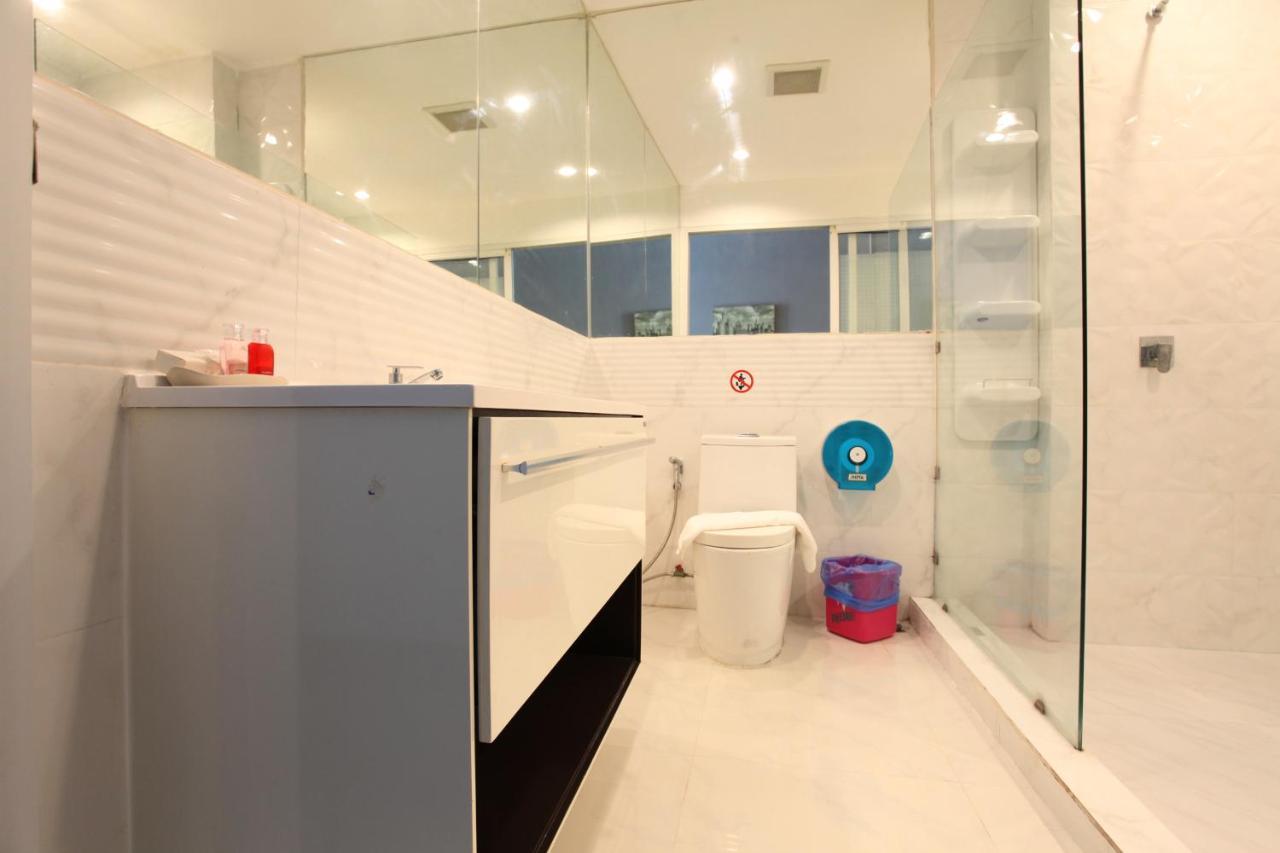 Del Mar Rooms Патая Екстериор снимка